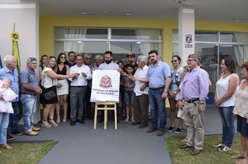 Prefeito Bola e Secretário de Estado Gilberto Nascimento, inauguram CCI – Centro de Convivência do Idoso “ NAIR CAMARGO DA COSTA”