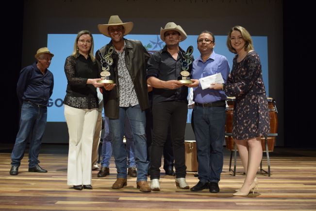 XIII – FESTIVAL DE MUSICA SERTANEJA “BATISTA DOS SANTOS” FOI UM SUCESSO DE PÚBLICO E INSCRITOS