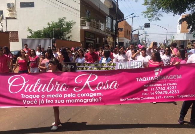 Prefeitura de Taquarituba promoveu a “II caminhada para o fim da violência contra a mulher e Outubro Rosa”
